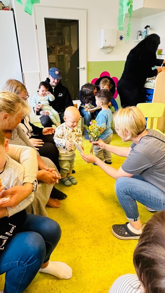 5d7fae42-ac1f-457a-9b49-d68e9dc74b0d-1